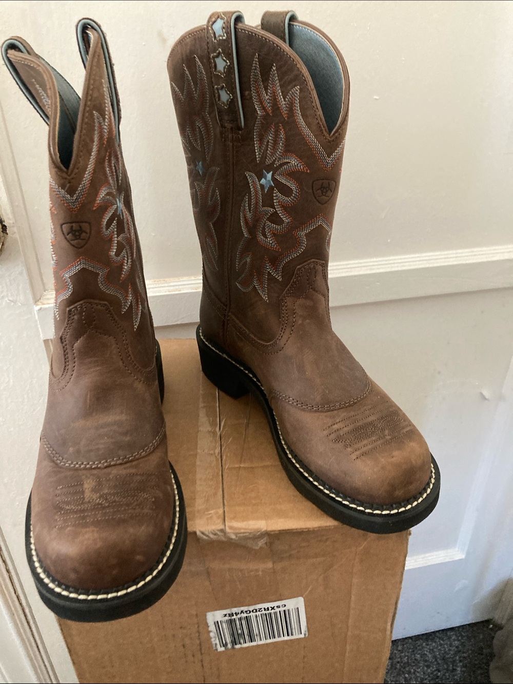 Ariat Brown Womens 8C Western Pull-On Boots with Star Stitching